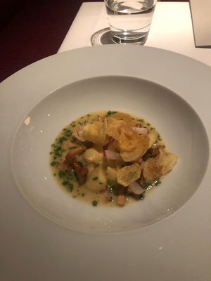 Crispy potatoes at Cookies Cream in Berlin