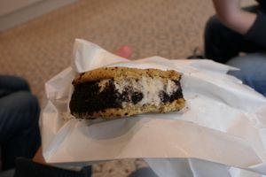 Inbetwiener Chocolate Chip Cookies at Veganista Ice Cream VII in Vienna