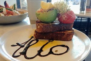 Avo toast at Arlo in Brighton