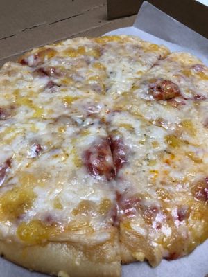 three cheese pizza  at Pythagoras Conscious Food Philosophy in Houston