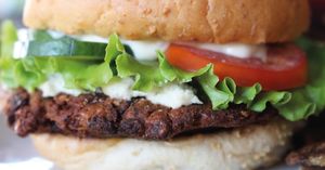 Le Verguez burger vegan at Chez Victor - St Foy in Quebec