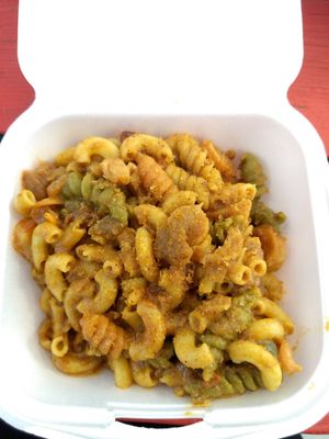 Cajun shrimp mac'n cheese at Sassy's Vegetarian Soul Food in Austin