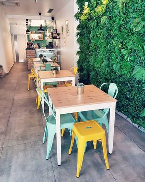 Bali Food & Drinks at Bali Food & Drinks in Leiria