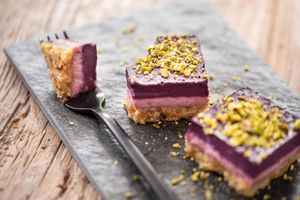 Vegan raw cake at Chee Kofte & Wraps in Leuven