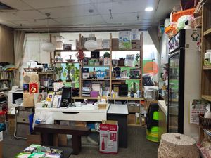 Variety of products at Nutrimax Organic in Central Singapore