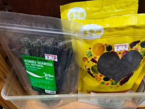 Seaweed at Nutrimax Organic in Central Singapore