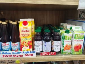 Juice at Nutrimax Organic in Central Singapore