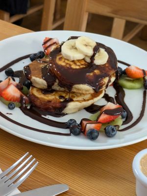 Breakfast pancakes at The Sly Fox in Edinburgh