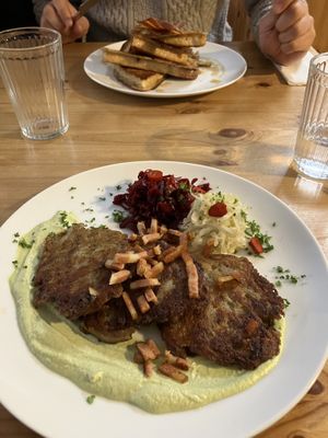   at The Sly Fox in Edinburgh