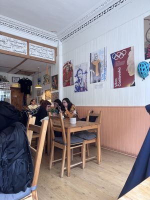 Aye  at The Sly Fox in Edinburgh