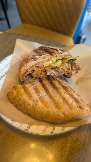 BBQ jackfruit toastie at KIRAS - Pylimo in Vilnius