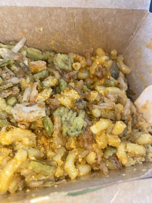 Loaded Mac n cheese  at 3 Dot Dash in Tampa