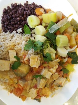 curry with tofu at Le Puits de Legumes in Paris
