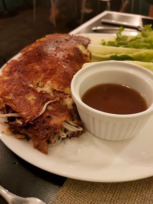 Vietnamite vegan pancake with tofu at VIET KITCHEN in Barcelona
