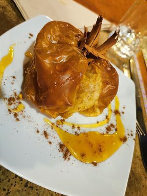 Apple and cinnamon at Casa Rural Ahora in El Colmenar