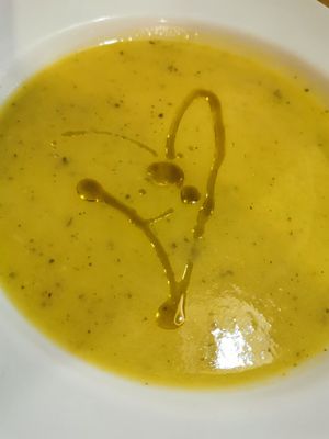 Zucchini cream at Casa Rural Ahora in El Colmenar