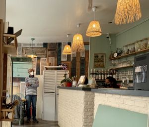 L’intérieur  at Hai Ba in Rouen