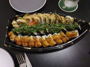 vegan sushi at Temari Sushi in Willemstad