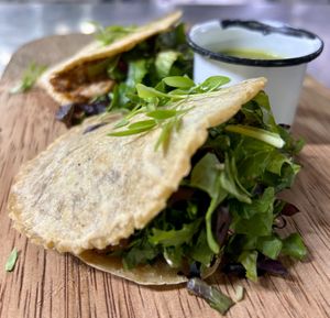 Gorditas de quinoa y coliflor at Planta Baja Restaurant in Ensenada