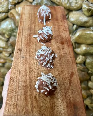 Petit four
Dry fruit, coconut, chocolate at Planta Baja Restaurant in Ensenada