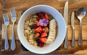 Green smooth bowl at Planta Baja Restaurant in Ensenada