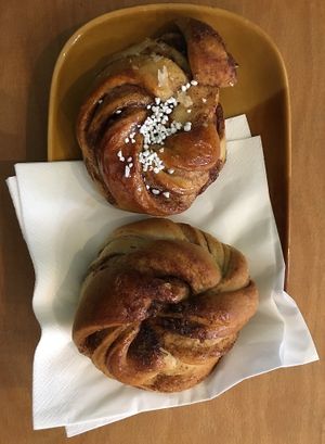 Cinnamon buns  at Dauns in East London