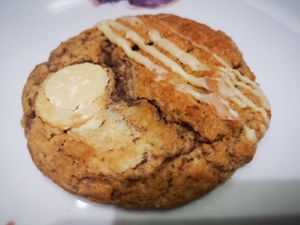 White Chocolate Cookie at Dauns in East London
