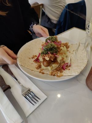 Swedish hot dog "classic" at Dauns in East London