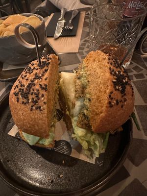 Hug-Burger #40 - "Dori" at HUG at Turnè in Monza