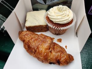 Chocolate croissant, carrot cake, berry muffin at Delivore in Stockholm