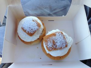 Sämla (swedish traditional sweet creamy buns) at Delivore in Stockholm