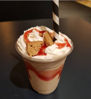 Strawberry cheesecake mylkshake at Delivore in Stockholm