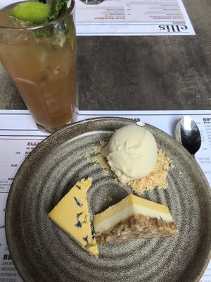 Dessert at Ellis Gourmet Burger in Liege