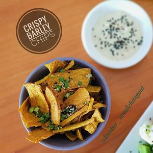 Barley chips and vegan dip at Bun Bar in Ho Chi Minh City