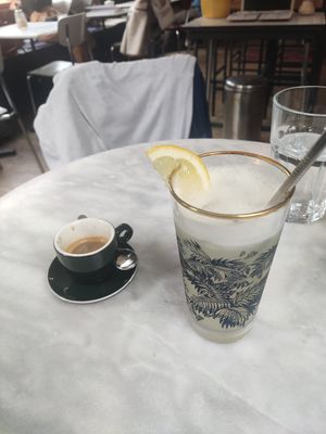 Lemonade and espresso at L'Alchimiste in Brussels