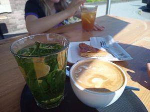 Delicious homemade ice tea in the background at STEK in Roosendaal