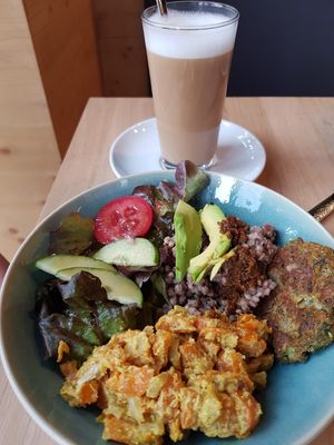 Lecker! at Café Maiko in Falkensee