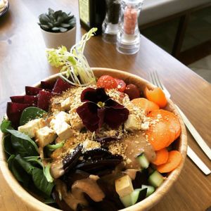 Lunch bowl heaven at Wild Cafe in Estepona