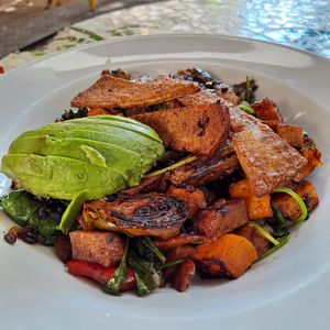 Breakfast: Veggie Hash with avocado added topping 😋 at The Hostel Cafe in Portland