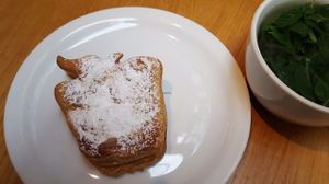 Vegan apple turnover and a nice cup of fresh mint tea at Tibits in London