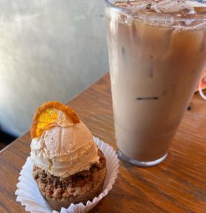   at Bakeshop Pivot in Seoul