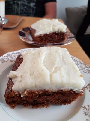 vegan carrot cake at The Gulliver Tree in Bruges