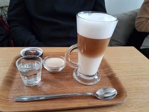 latte with oat milk at The Gulliver Tree in Bruges