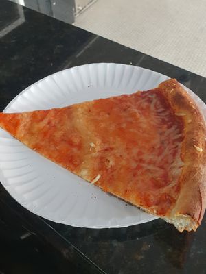  at Downtown House of Pizza in Fort Myers