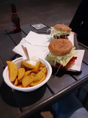  at Mel Vegan Fast Food in Tenerife