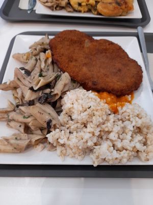  at Mel Vegan Fast Food in Tenerife