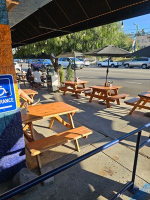  at 33 Taps in Los Angeles