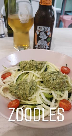 Zoodles with pesto at La JunGla in Valencia