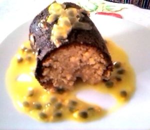Brownie de maracuyá (Passionfruit)
 at Pachamama Health in Veracruz