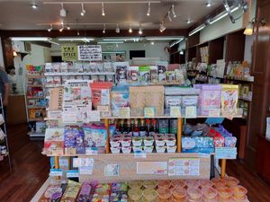 Different desserts coffee at Kokekokko 自然食品 コケコッコ in Wakayama